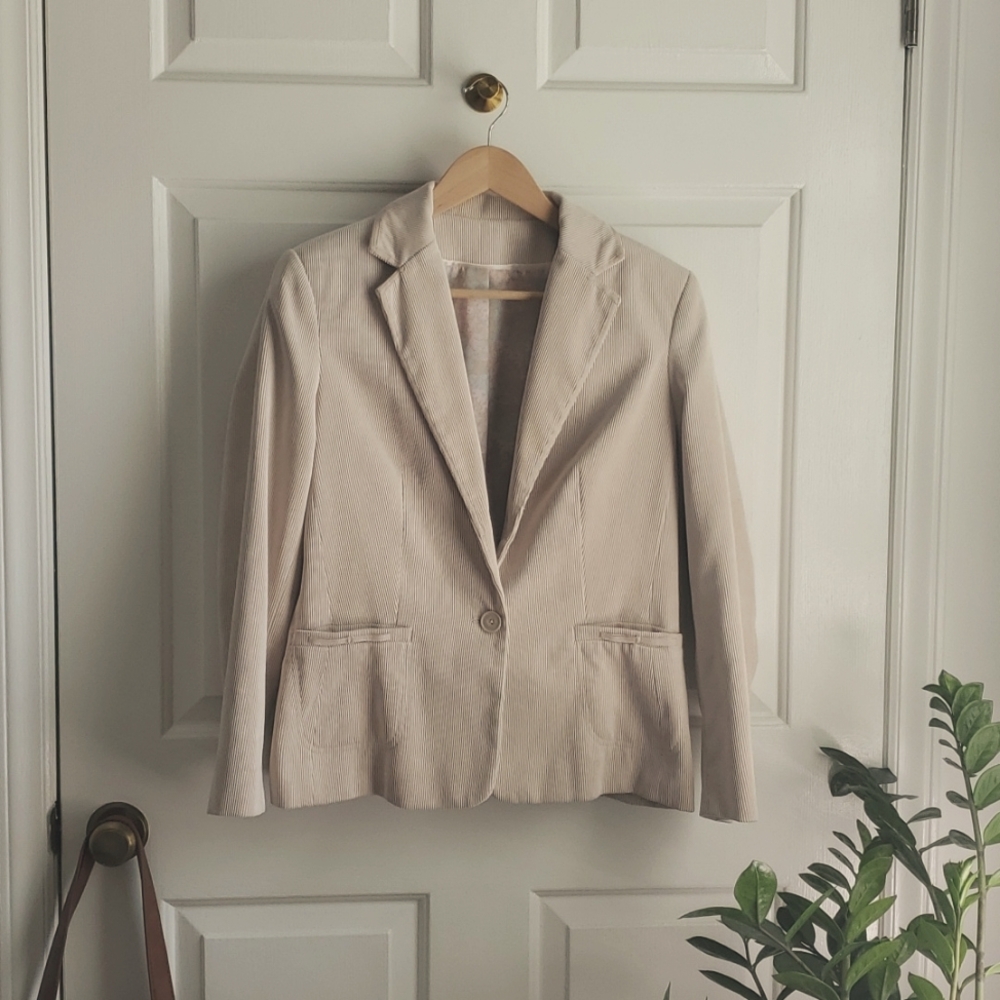 Bonmarche blazer Corduroy cream/tan double button fully lined w/ pockets 12